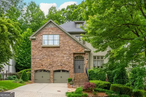 3182 Windsor Lake Dr NE, Atlanta, GA 30319