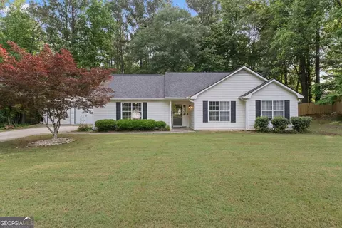107 Posey Woods Dr, Newnan, GA 30265