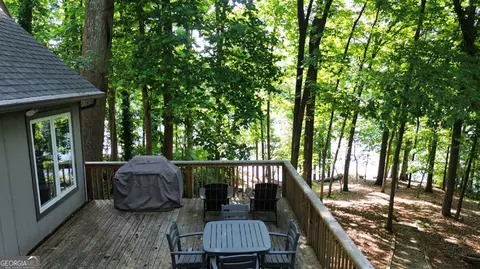 112 Park Cir, Townville, SC 29689