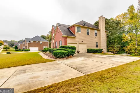 Exterior - 1373 Fall River Dr, Conyers, GA 30013 photo 2 of 8