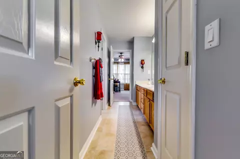 Entry Way - 1373 Fall River Dr, Conyers, GA 30013 photo 4 of 8