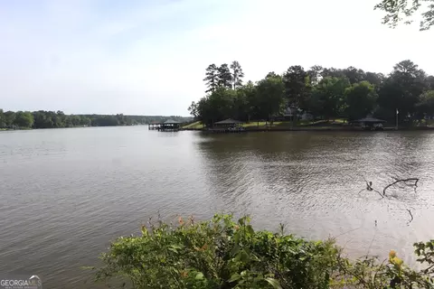 429 Lake Crest Dr SW, Sparta, GA 31087