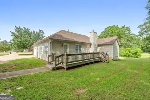 Exterior - 41 Williamson Trce, Williamson, GA 30292 photo 4 of 5