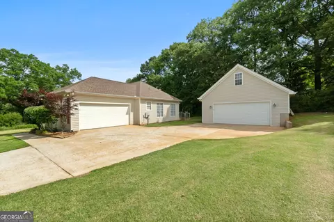 Exterior - 41 Williamson Trce, Williamson, GA 30292 photo 5 of 5