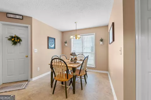 Dining - 41 Williamson Trce, Williamson, GA 30292 photo 1 of 2