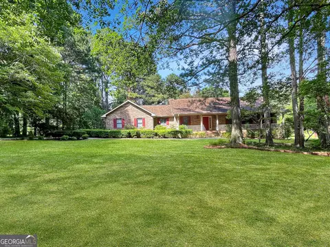 120 Rolling Brook Trl, Fayetteville, GA 30215