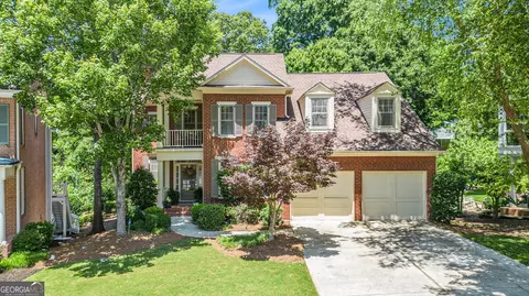 1600 Heritage Trl, Roswell, GA 30075