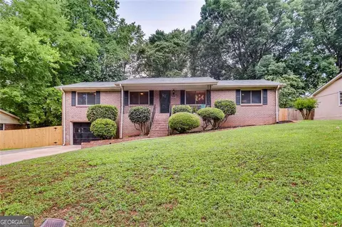 3916 Green Forest Ln SE, Smyrna, GA 30082