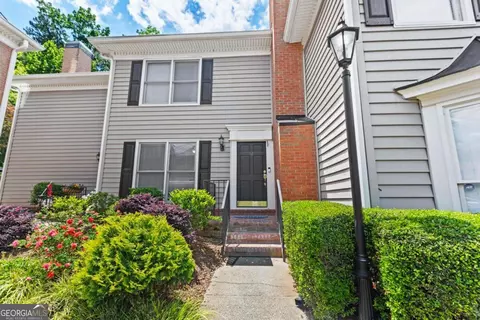 62 Mount Vernon Cir, Atlanta, GA 30338
