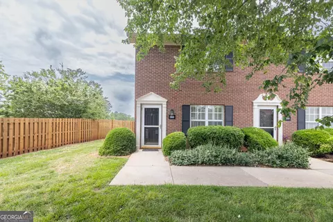 2866 Florence Dr, Gainesville, GA 30504