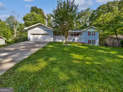 5142 Golfbrook Ct, Stone Mountain, GA 30088