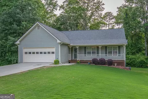 399 Towler Dr, Loganville, GA 30052
