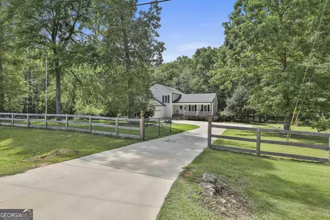 109 Cannon Rd, Sharpsburg, GA 30277