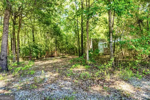 Exterior - 90 Flatcreek Dr, Lagrange, GA 30241 photo 7 of 10