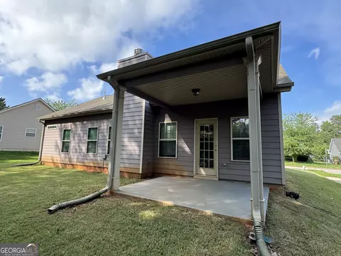 Exterior - 6703 Biscayne Blvd, Rex, GA 30273 photo 3 of 5