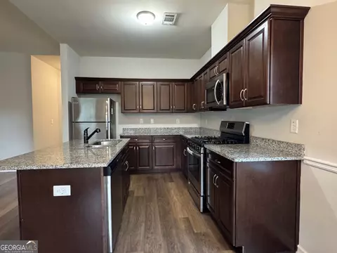 Kitchen - 6703 Biscayne Blvd, Rex, GA 30273 photo 2 of 6