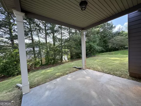 Exterior - 6703 Biscayne Blvd, Rex, GA 30273 photo 2 of 5