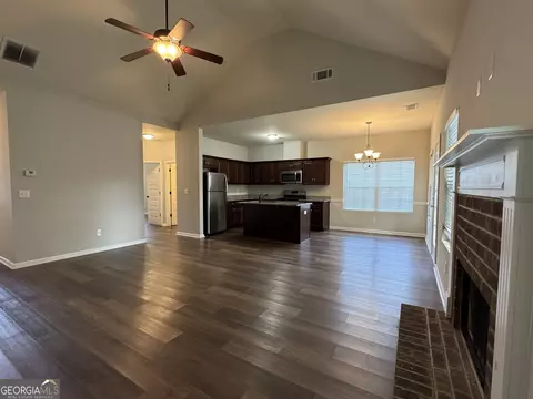 Living - 6703 Biscayne Blvd, Rex, GA 30273 photo 4 of 5