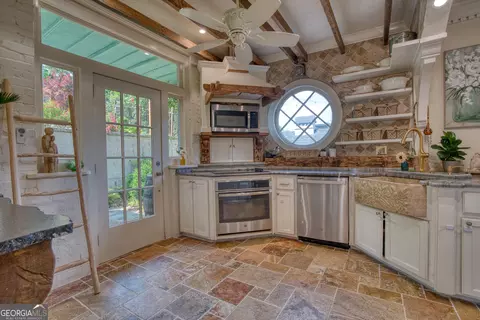 Kitchen - 407 E 3rd St, Rome, GA 30161 photo 4 of 5