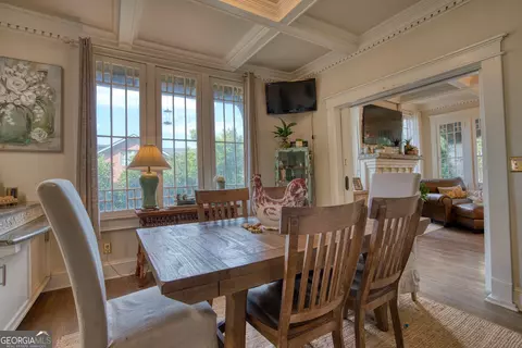 Dining - 407 E 3rd St, Rome, GA 30161 photo 3 of 3