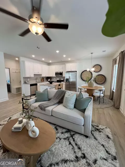 165 Mill Center Blvd #214, Athens, GA 30606