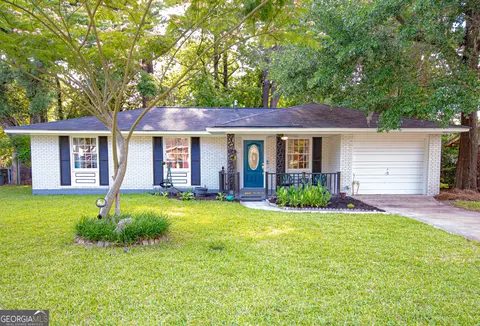 5633 Lafitte Dr, Savannah, GA 31406