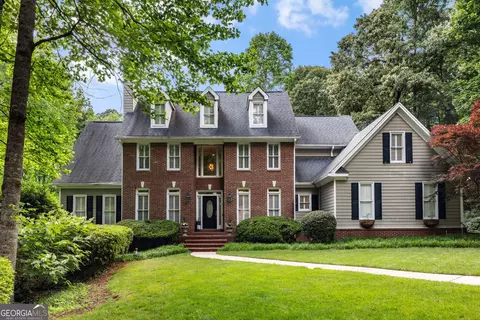 530 Twinflower Ct, Roswell, GA 30075