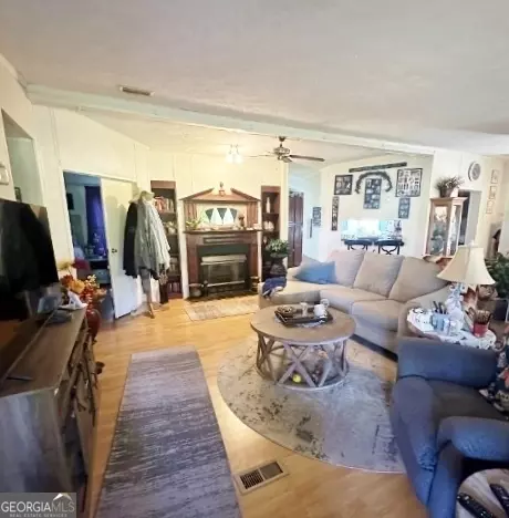 Entry Way - 57 Georgia Ave, Adrian, GA 31002 photo 1 of 3