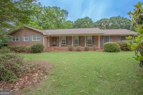 75 Dixie Meadows Ln, Carrollton, GA 30117