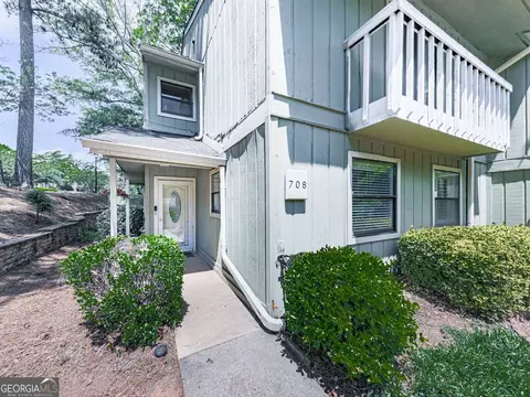 708 Hanover Ln SE, Marietta, GA 30067