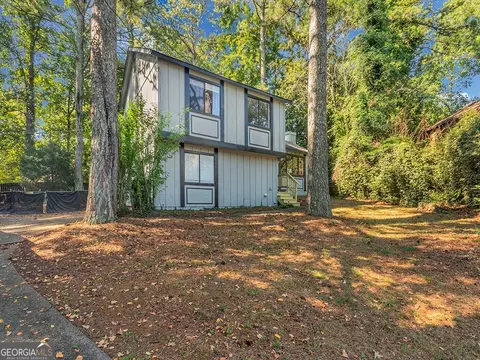 3004 Hidden Lake Dr, Duluth, GA 30096