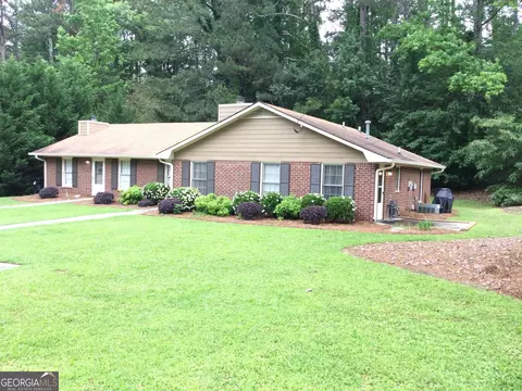 125135 Belle Dr #A & B, Fayetteville, GA 30214