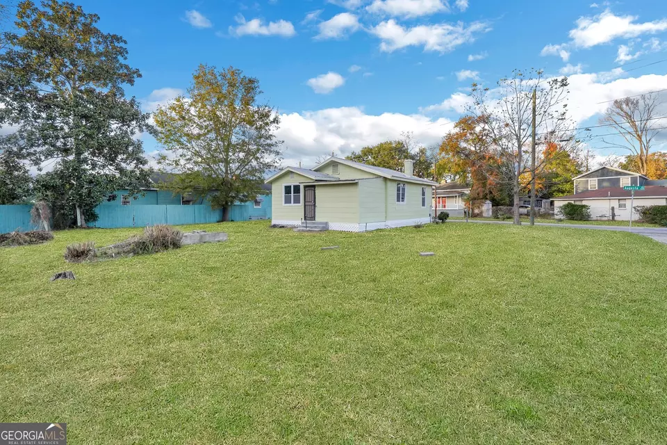 Exterior - 1601 Coventry St, Savannah, GA 31415 photo 10 of 10