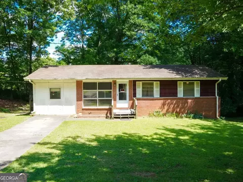7125 Chappell Cir, Atlanta, GA 30360