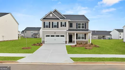 33 Woodbrook Trl, Newnan, GA 30265