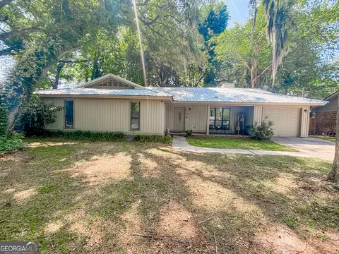 120 Robinson Loop, Richmond Hill, GA 31324