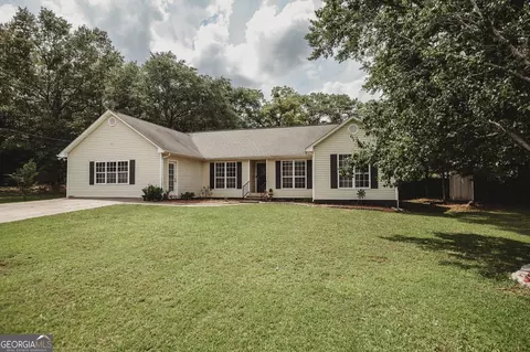 130 Harris Dr, Barnesville, GA 30204