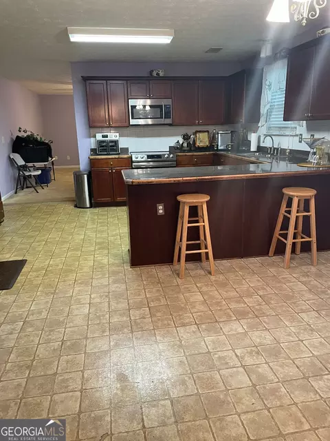 Kitchen - 75 Trelawney Keep, Covington, GA 30016 photo 1 of 2