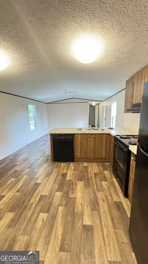 Kitchen - 1227 Carters Bridge Rd, Claxton, GA 30417 photo 1 of 1