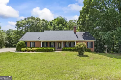 1112 Reno Rd, Royston, GA 30662