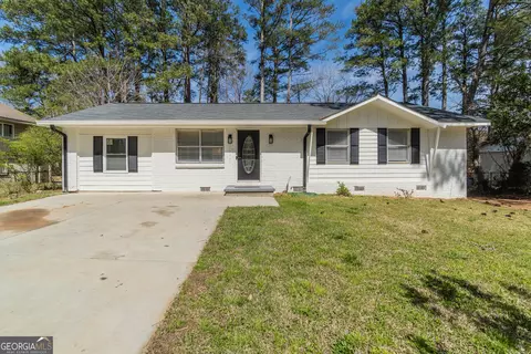 80 Crystal River Dr, Riverdale, GA 30274