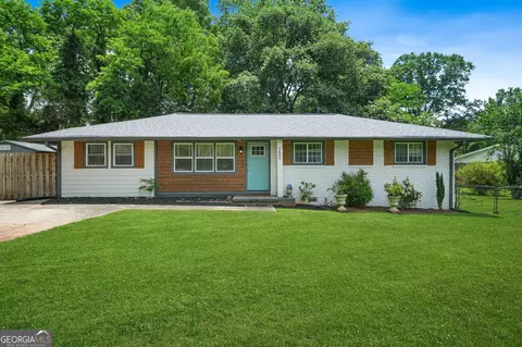 3839 Brookcrest Cir, Decatur, GA 30032