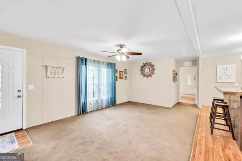 Living - 632 Neese Commerce Rd, Commerce, GA 30530 photo 1 of 2