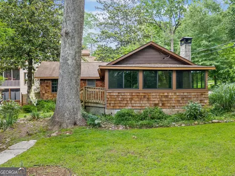 4624 Park Dr, Pine Lake, GA 30072