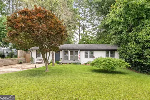 2572 Beverly Hills Dr, Chamblee, GA 30341