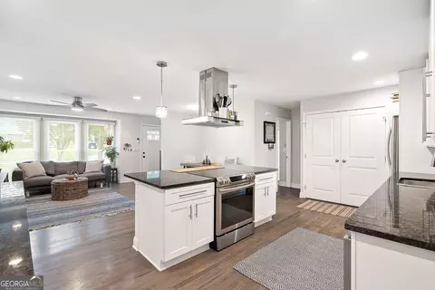 2572 Beverly Hills Dr, Chamblee, GA 30341 photo 15