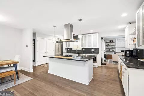 2572 Beverly Hills Dr, Chamblee, GA 30341 photo 10