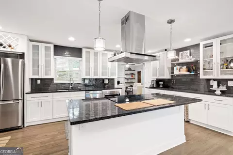 2572 Beverly Hills Dr, Chamblee, GA 30341 photo 12