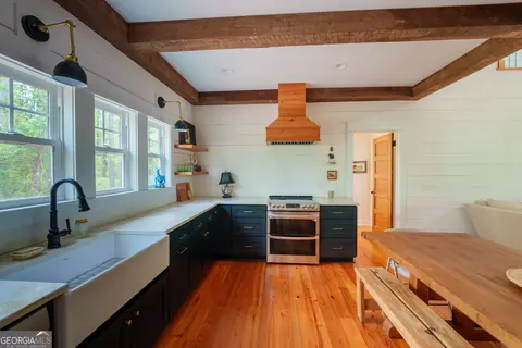 Kitchen - 331 Bluff Rd S, White Oak, GA 31568 photo 5 of 13