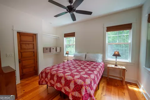 Bedroom - 331 Bluff Rd S, White Oak, GA 31568 photo 5 of 8